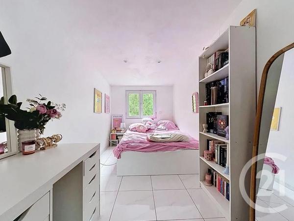 Maison à vendre  7 pièces - 111,30 m 2   MONTFERMEIL  - 93