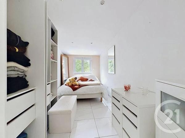 Maison à vendre  7 pièces - 111,30 m 2   MONTFERMEIL  - 93