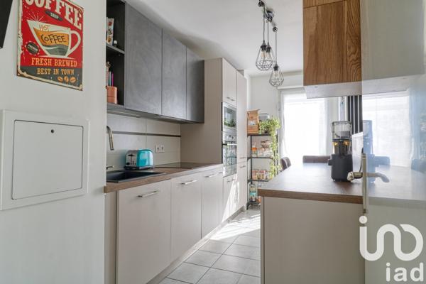 Appartement à vendre 4 pièces 79 m² Ermont