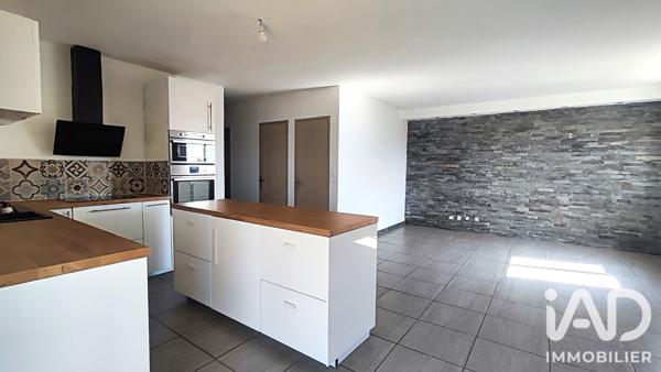 Maison à vendre 5 pièces 117 m² Cuers