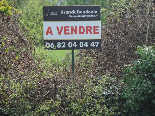 Saint-Jean-de-Thouars (79100) ref 13623 SAINT JEAN DE THOUARS vue sur le chateau terrain de 1000 M² possibilité 3000m²