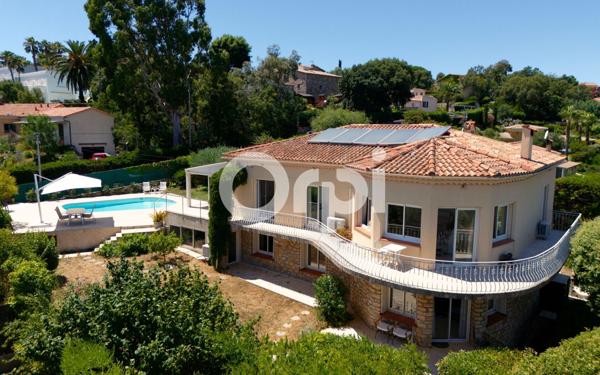 Maison à vendre    7 pièces •  Mandelieu-la-Napoule