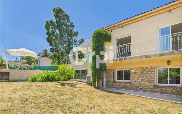 Maison à vendre    7 pièces •  Mandelieu-la-Napoule