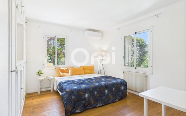 Maison à vendre    7 pièces •  Mandelieu-la-Napoule