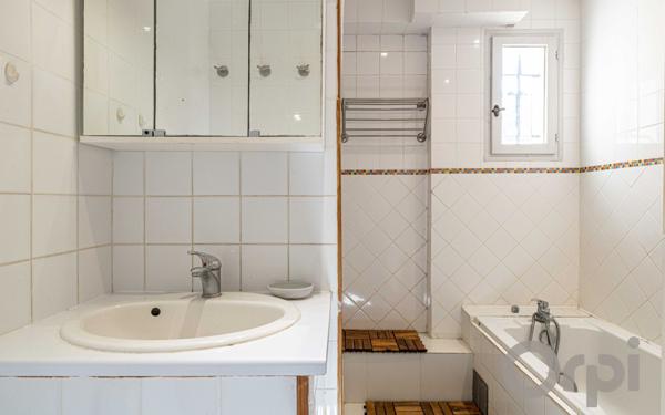 Maison à vendre    5 pièces • 126 m2 Colomars