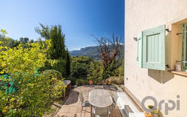 Maison à vendre    5 pièces • 126 m2 Colomars