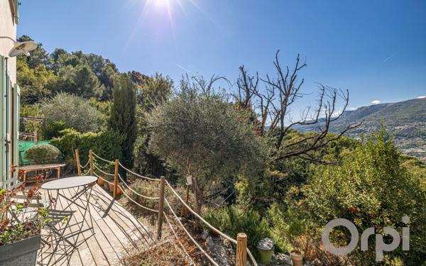 Maison à vendre    5 pièces • 126 m2 Colomars