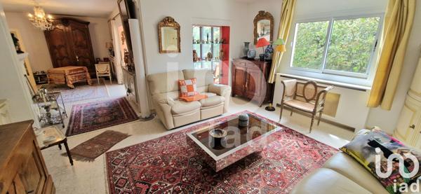 Maison à vendre 11 pièces 250 m² Nîmes-Saint-Césaire