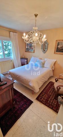 Maison à vendre 11 pièces 250 m² Nîmes-Saint-Césaire