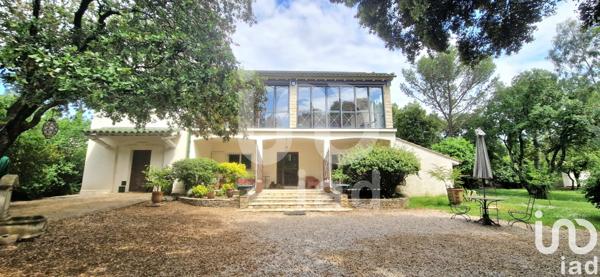 Maison à vendre 11 pièces 250 m² Nîmes-Saint-Césaire