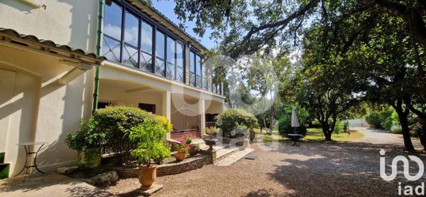 Maison à vendre 11 pièces 250 m² Nîmes-Saint-Césaire