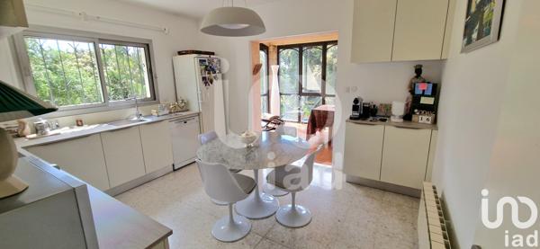 Maison à vendre 11 pièces 250 m² Nîmes-Saint-Césaire