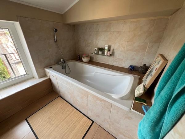 Ensemble immobiler centre-ville Aiguillon