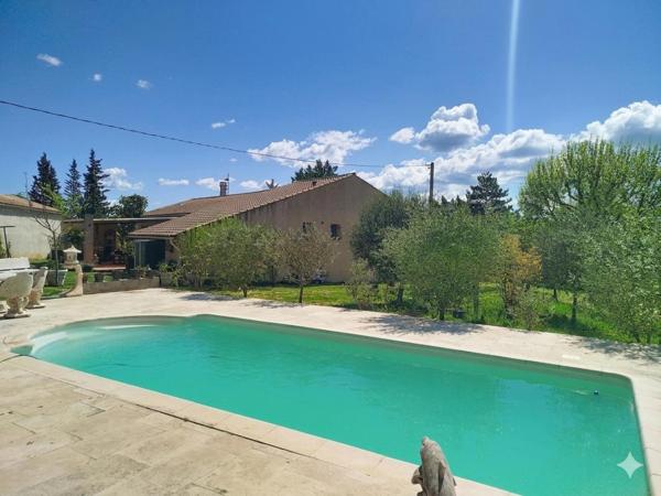 Maison avec piscine Saint Maximin La Sainte Baume 6 pièce(s) 133 m2