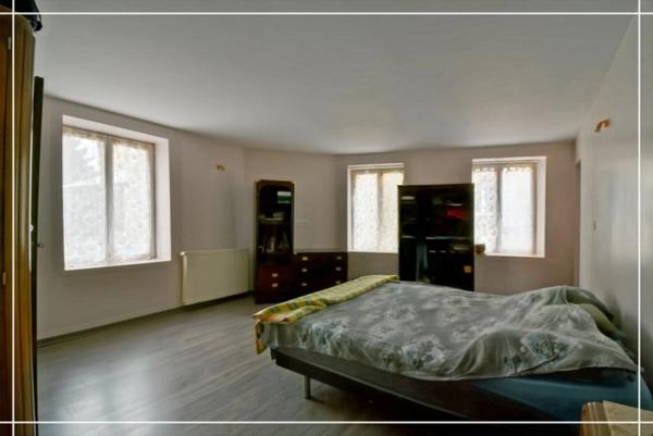 Maison à vendre 6 pièces + terrain + grange + appartement CHATEAUMEILLANT (18)