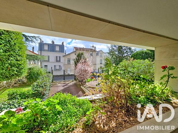 Studio à vendre 30,54 m² Courbevoie
