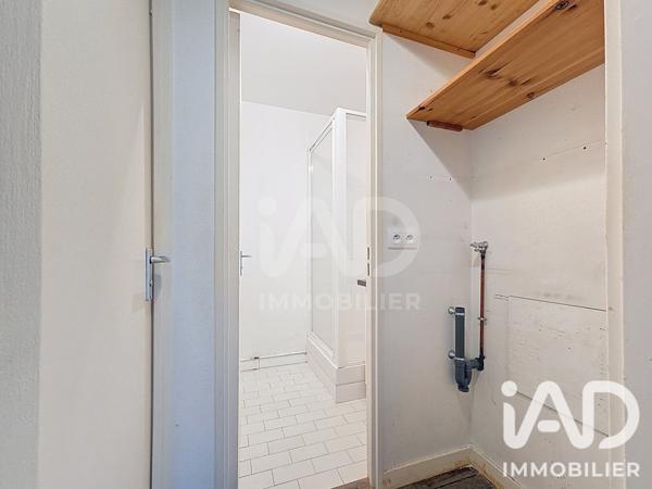Studio à vendre 30,54 m² Courbevoie