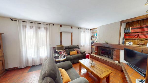 Maison Fay Aux Loges 6 pièces - 2641 m² de terrain avec dépendances