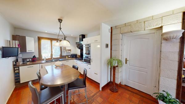 Maison Fay Aux Loges 6 pièces - 2641 m² de terrain avec dépendances