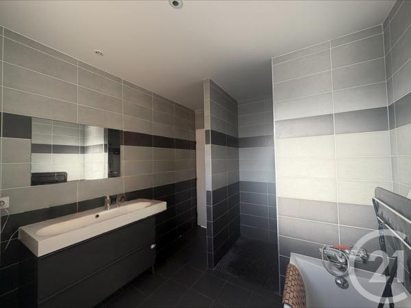 Maison à vendre  4 pièces - 162,42 m2 CHATEAUBRIANT - 44