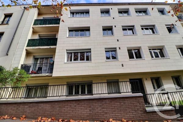 Appartement F2 à vendre  2 pièces - 50,20 m2 LES LILAS - 93