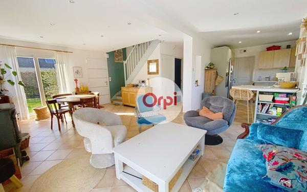 Maison à vendre    5 pièces •  Theix