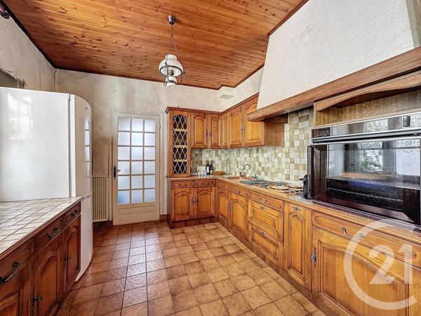 Maison à vendre  5 pièces - 150 m2 ROCHEFORT - 17