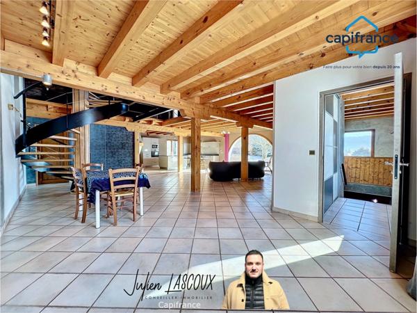 Dpt Isère (38), à vendre maison de charme 10 pièces de plus de 270 m2 habitable