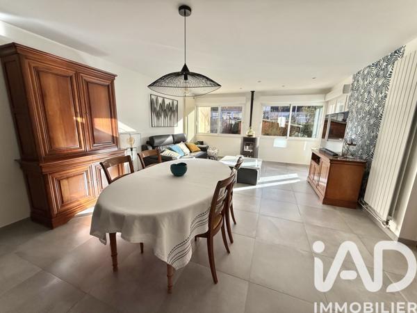 Maison à vendre 6 pièces 122 m² Montigny-le-Bretonneux