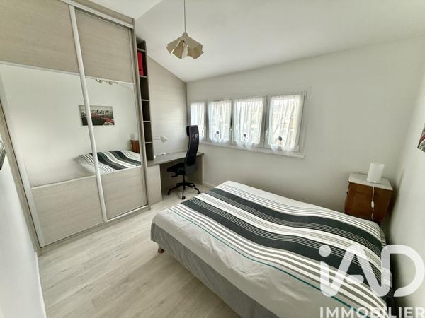 Maison à vendre 6 pièces 122 m² Montigny-le-Bretonneux