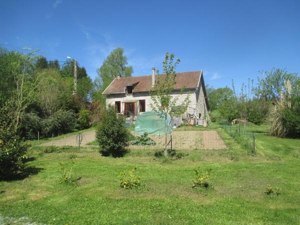ensemble de deux maisons sur 19471 m²