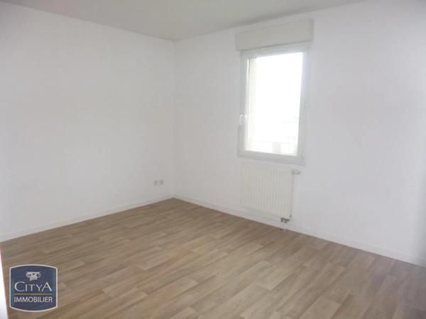 Maison à louer 4 pièces 109.8m²