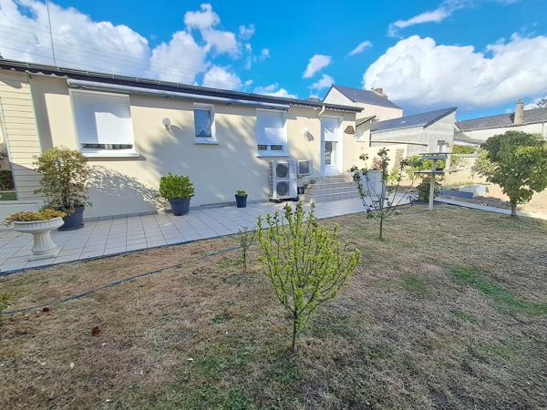 Maison
                                                                                                                                                                                                                                                                                                                        6 pièce(s)                                                                                                                                                                                                          3 chambre(s)                                                                                                                                                                                                          104  m²