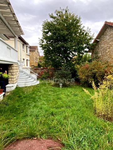 🏡 Charmante maison familiale à Soisy-sous-Montmorency – 4 pièces, 3 chambres – 389 000 €