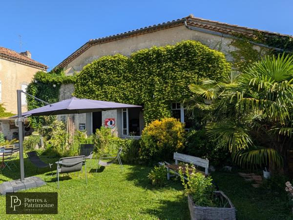 Belle propriété de ville en pierre avec jardin, piscine et potentiel proche CASTELJALOUX