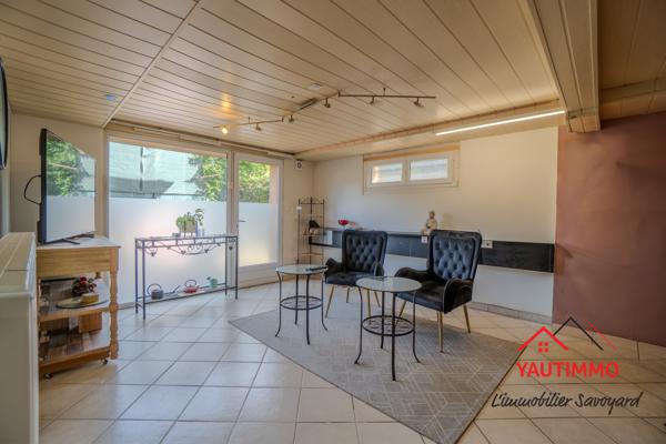Maison familiale 8 pièces avec appartement indépendant – 200 m² – Douvaine
