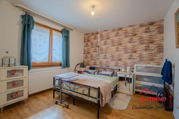 Maison familiale 8 pièces avec appartement indépendant – 200 m² – Douvaine