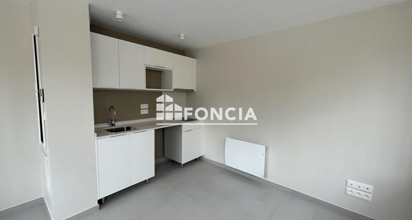 Location Appartement 2 pièces 32.49 m² - Riom 63200