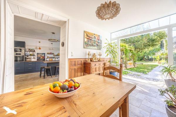 Maison à vendre |  Mauzé-sur-le-Mignon |  5 pièces | 245 m²