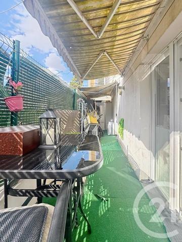 Appartement F4 à vendre  4 pièces - 72,30 m 2   GARGES LES GONESSE  - 95