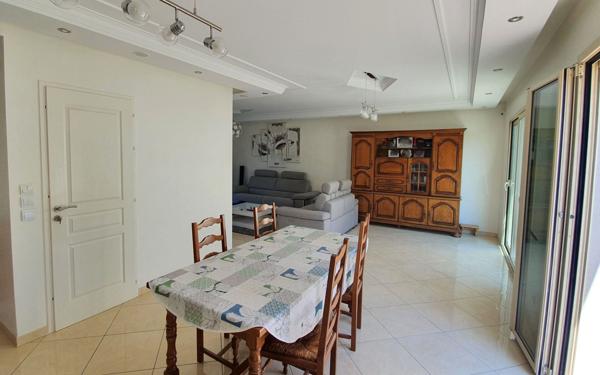 Maison à vendre    6 pièces •  Brie-Comte-Robert