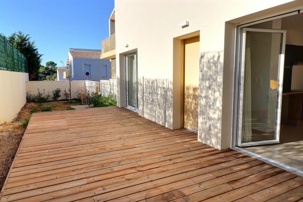 LE CRÈS – T2 de 46 m² avec jardin privatif et double parking – Résidence 2025