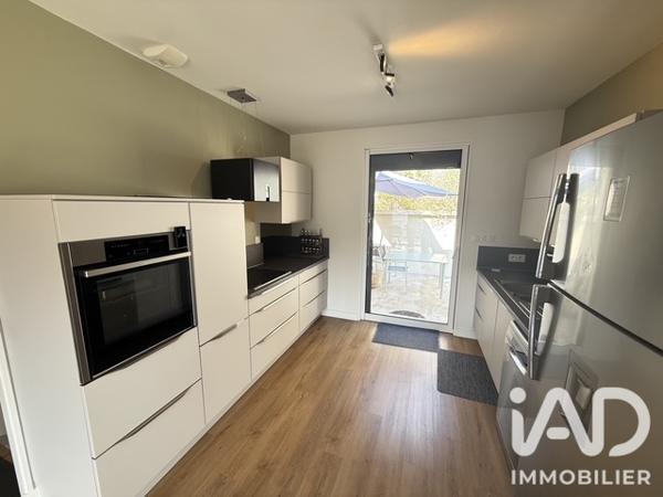 Maison à vendre 4 pièces 96 m² Rochecorbon