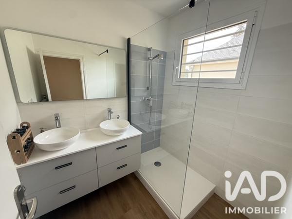 Maison à vendre 4 pièces 96 m² Rochecorbon