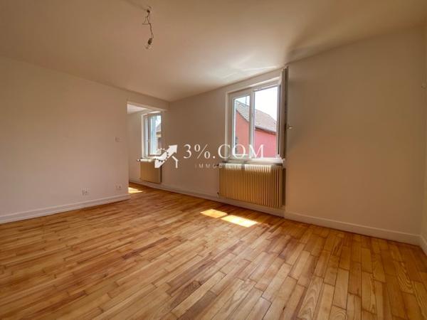 3%COM Duplex avec garage au centre de HOCHFELDEN  Hochfelden (67270)