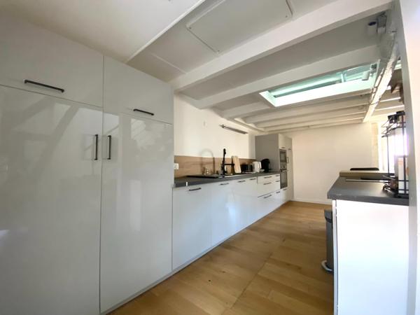 Loft d'exception à deux pas du Vieux-Port et de la mer !