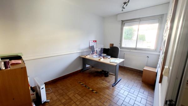 LOCAL PROFESSIONNEL EN CENTRE VILLE DE CARCASSONNE