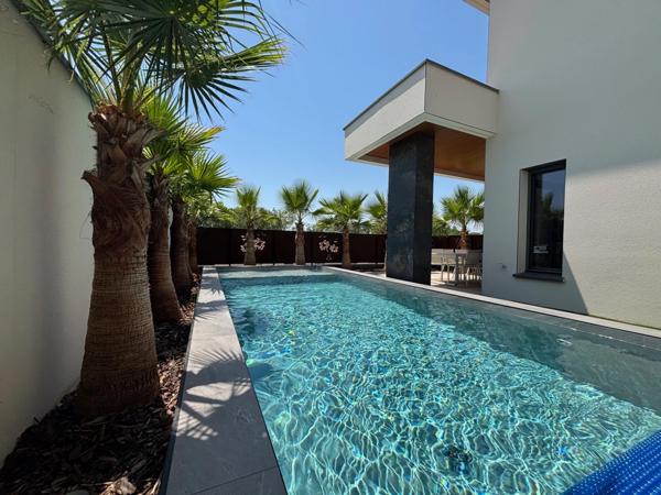 BESSAN (34) A VENDRE VILLA CONTEMPORAINE P4, PRESTATIONS LUXUEUSES, SECTEUR CALME, 10MN AGDE.