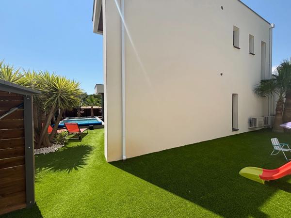 BESSAN (34) A VENDRE VILLA CONTEMPORAINE P4, PRESTATIONS LUXUEUSES, SECTEUR CALME, 10MN AGDE.