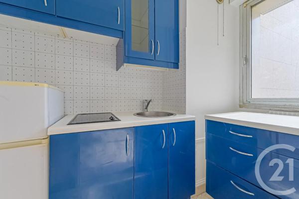 Appartement F1 à vendre  1 pièce - 27,31 m 2   PARIS  - 75015